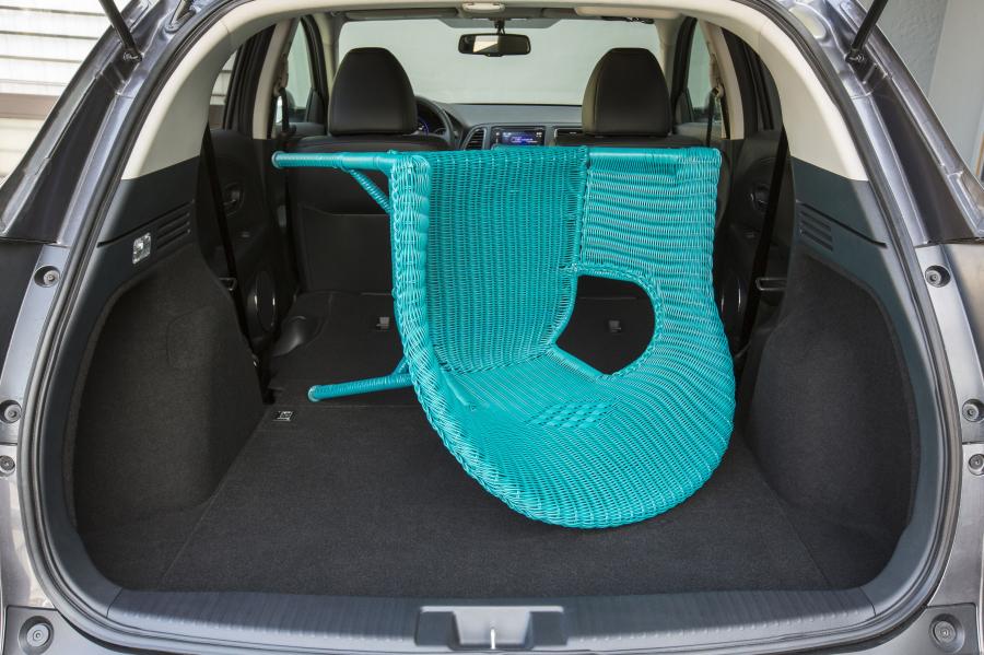 Багажник Honda HR-V 2015 года  (US) (фото 66 из 104)